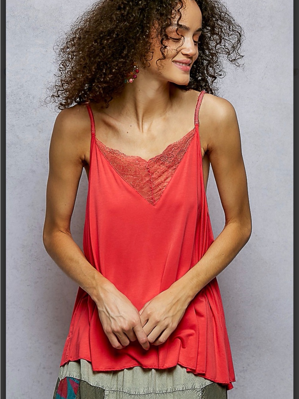POL ✨ NWT POL Peach Echo Lace Inset V-Neck Flowy Cami Tank ✨